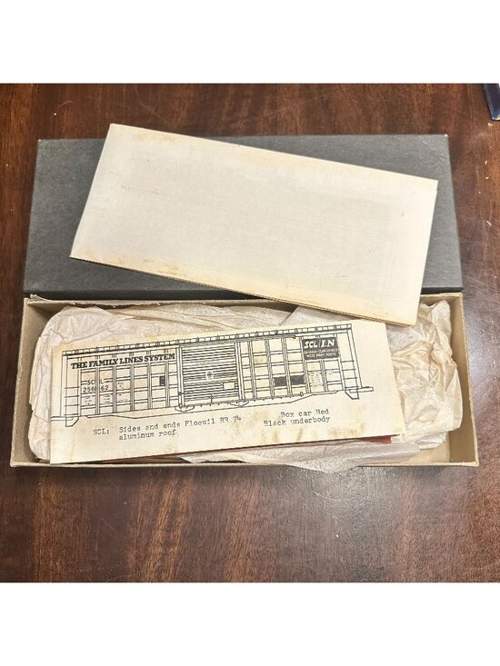 Roller Bearing Models Other - Roller Bearing Models SCL Family Lines 50' Box Car Kit Model